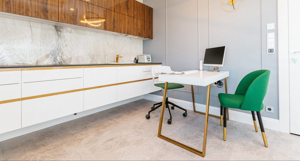 Verde Clinic Dental & Esthetic w Redzie